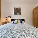 Proche Base Navale Et Siam ブレスト