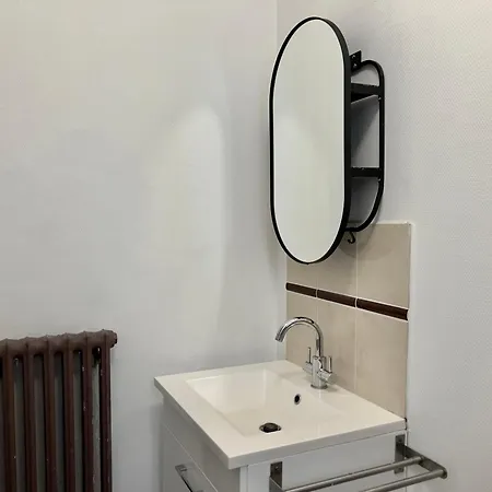 Proche Base Navale Et Siam דירה
