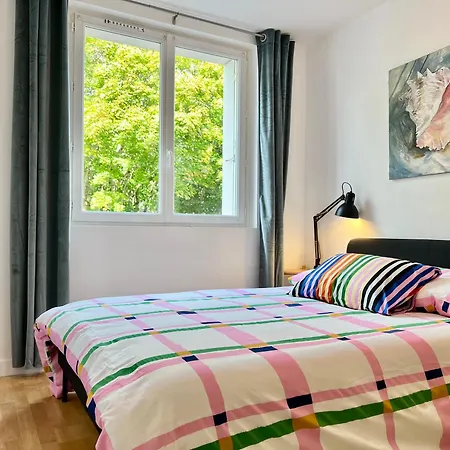 Proche Base Navale Et Siam Apartmán *