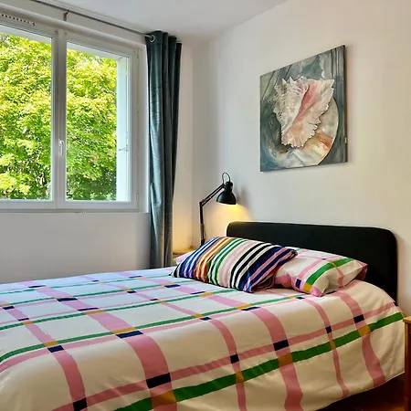 Proche Base Navale Et Siam Apartmán *