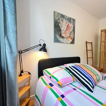 Proche Base Navale Et Siam Brest