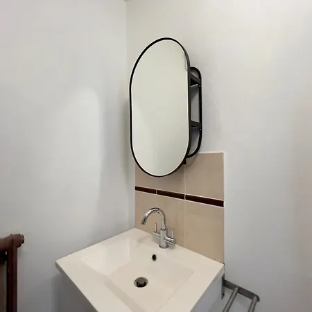 Proche Base Navale Et Siam Brest