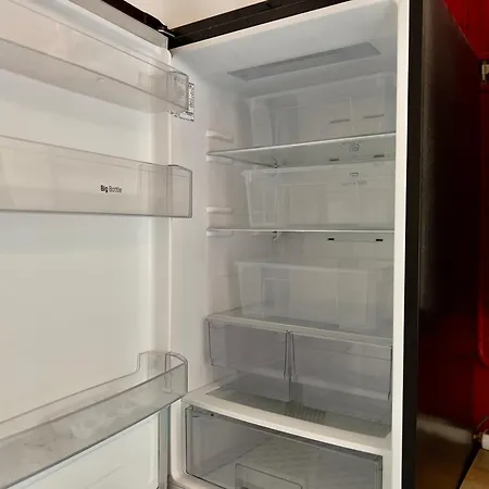 Proche Base Navale Et Siam *