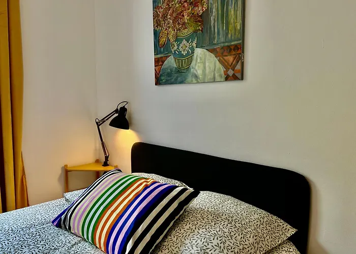 Proche Base Navale Et Siam Apartman